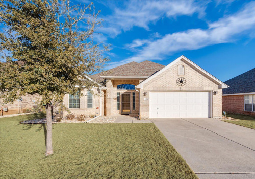 Selling Real Estate in Tarrant County, Texas: What Are the Closing Costs?